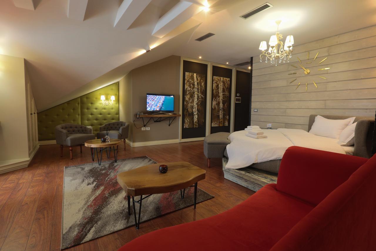"L'Art De Vivre" Resort Korce Esterno foto