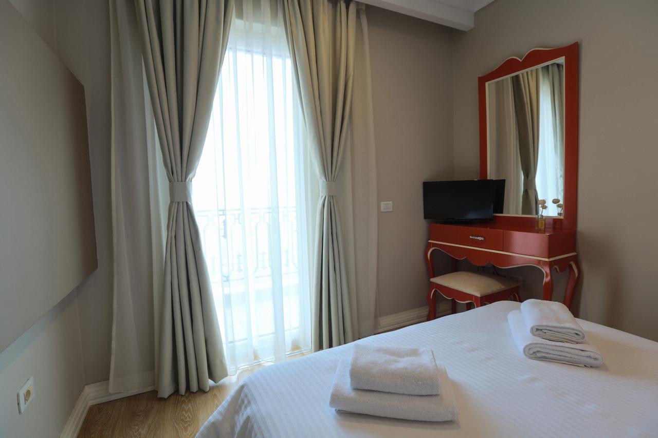"L'Art De Vivre" Resort Korce Esterno foto