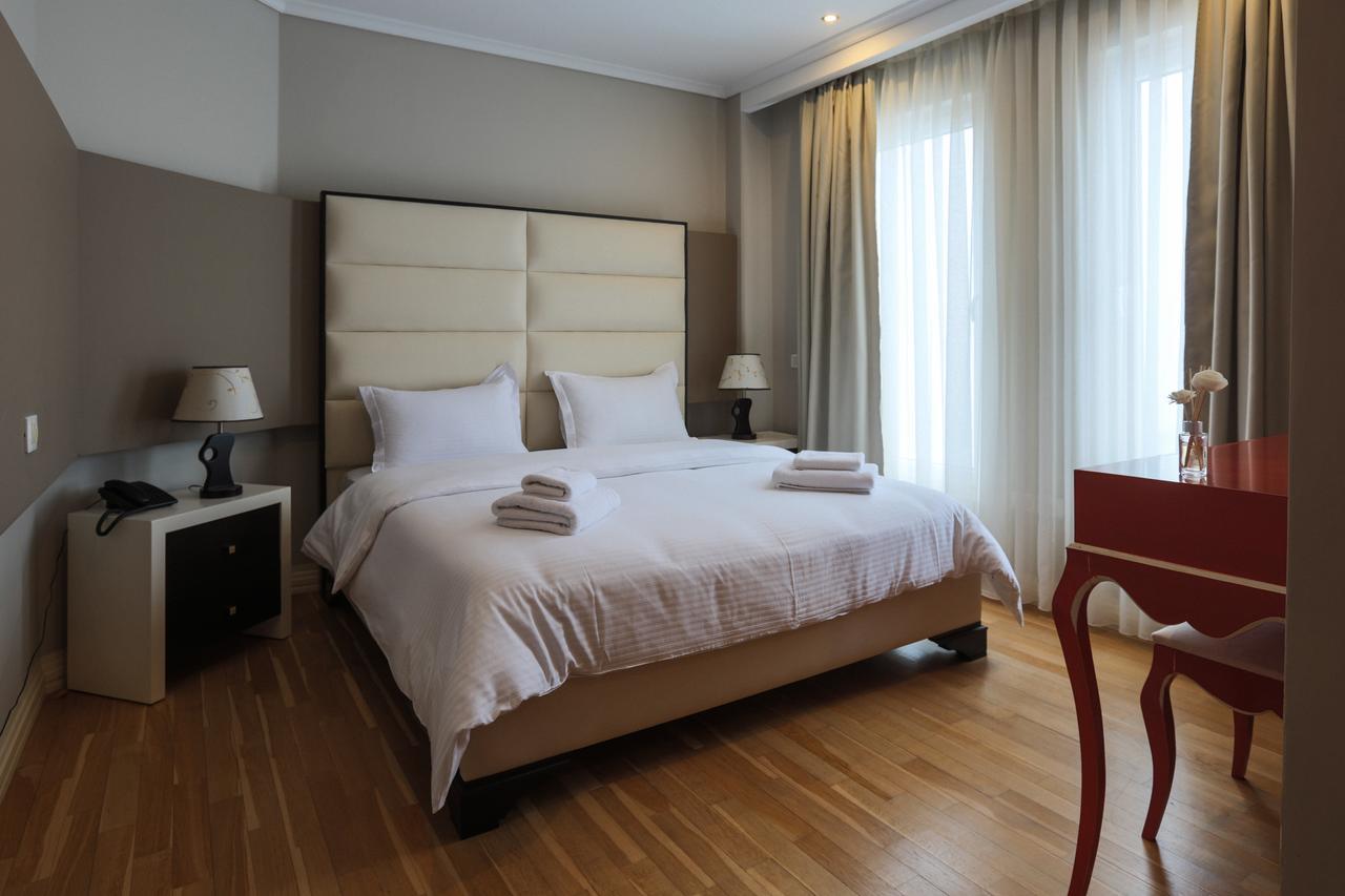 "L'Art De Vivre" Resort Korce Esterno foto
