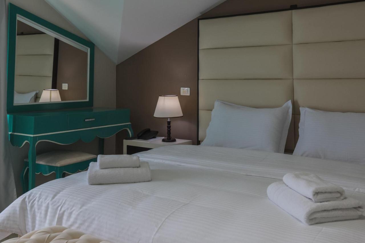 "L'Art De Vivre" Resort Korce Esterno foto