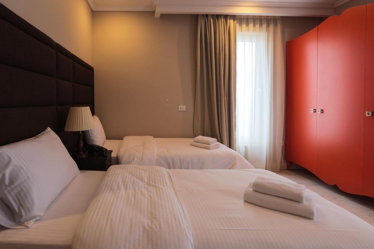 "L'Art De Vivre" Resort Korce Esterno foto
