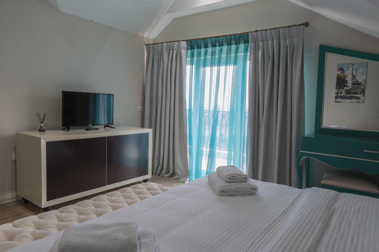 "L'Art De Vivre" Resort Korce Esterno foto