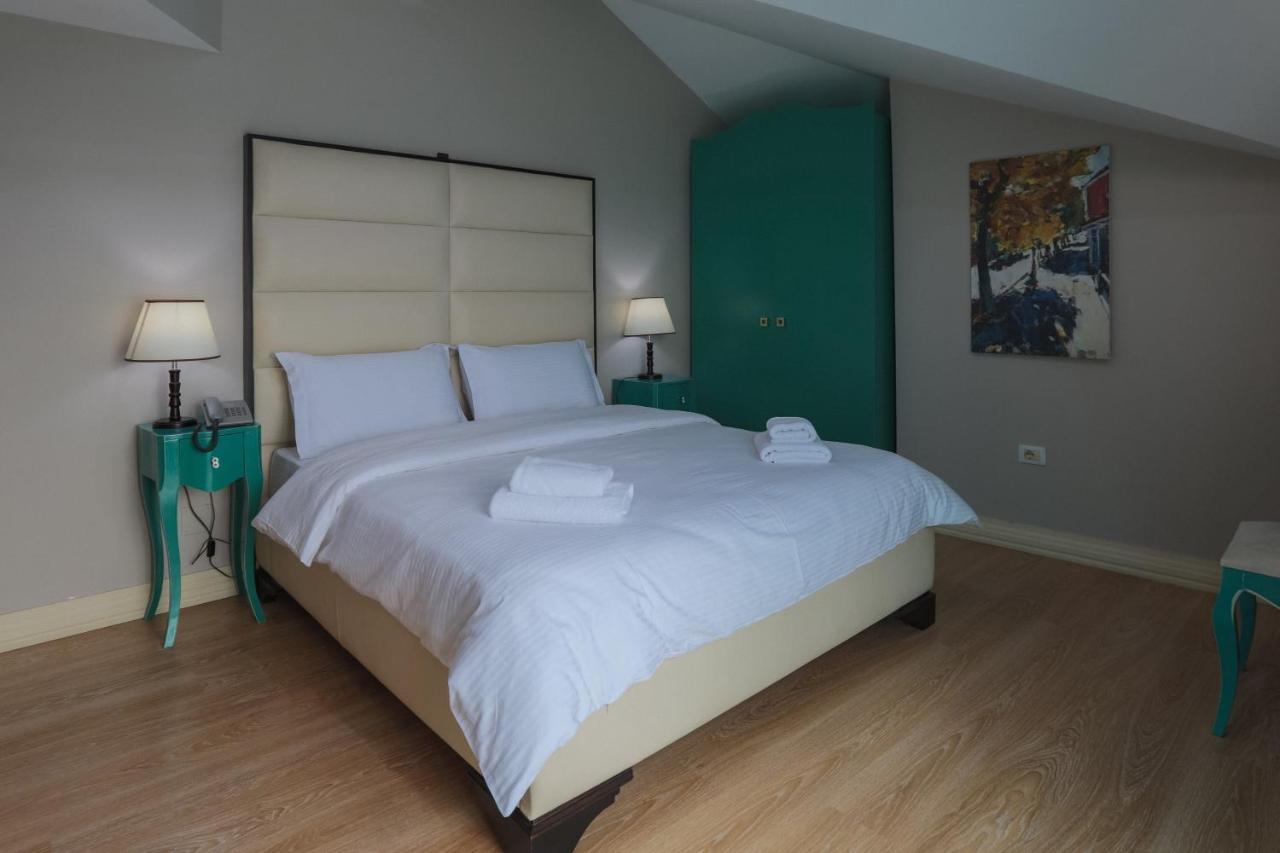 "L'Art De Vivre" Resort Korce Esterno foto